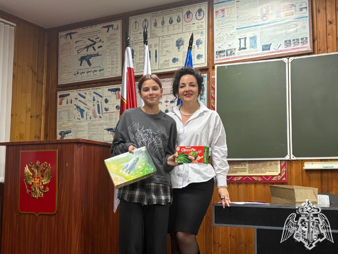Новгородские росгвардейцы ко Дню вневедомственной охраны провели конкурс детского рисунка