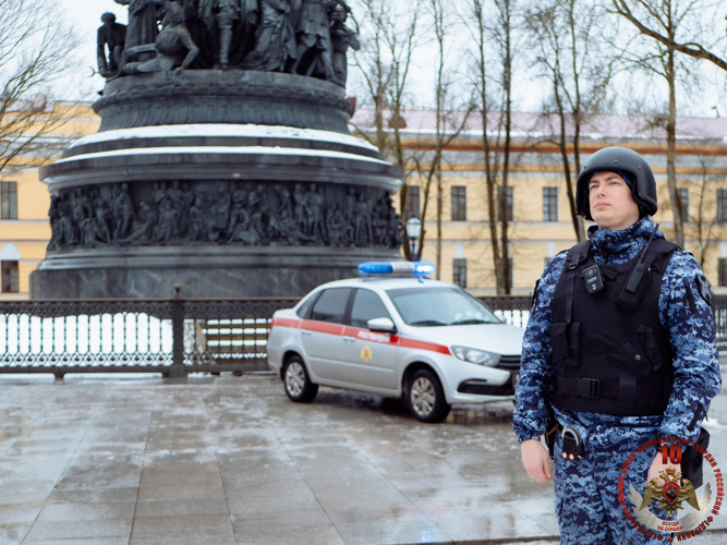 Ежесуточно безопасность в Новгородской области обеспечивают более 30 экипажей вневедомственной охраны Росгвардии