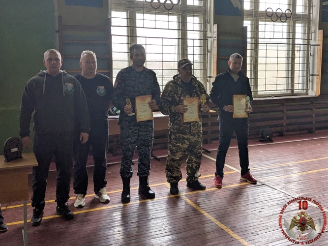 В Новгородской области росгвардейцы стали призерами соревнований по стрельбе
