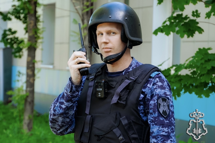 Новгородские росгвардейцы задержали мужчину
