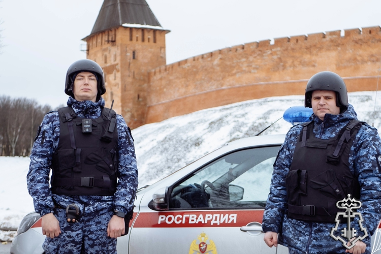 Около 100 новгородских росгвардейцев обеспечат правопорядок во время празднования Рождества Христова