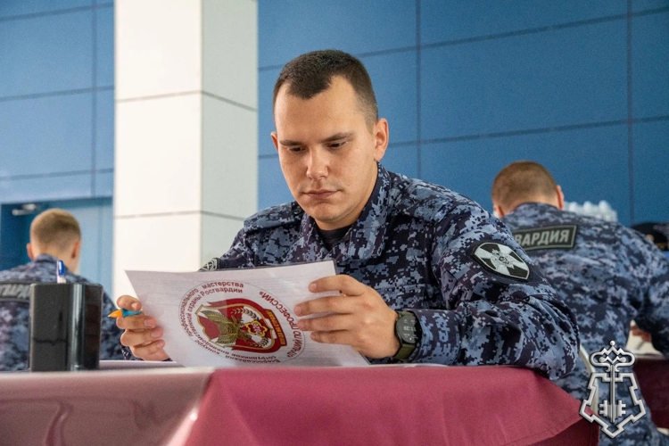 Новгородские росгвардейцы  вошли в  первую 10  победителей  в финале Всероссийского конкурса «Лучший по профессии» среди сотрудников вневедомственной охраны Росгвардии  